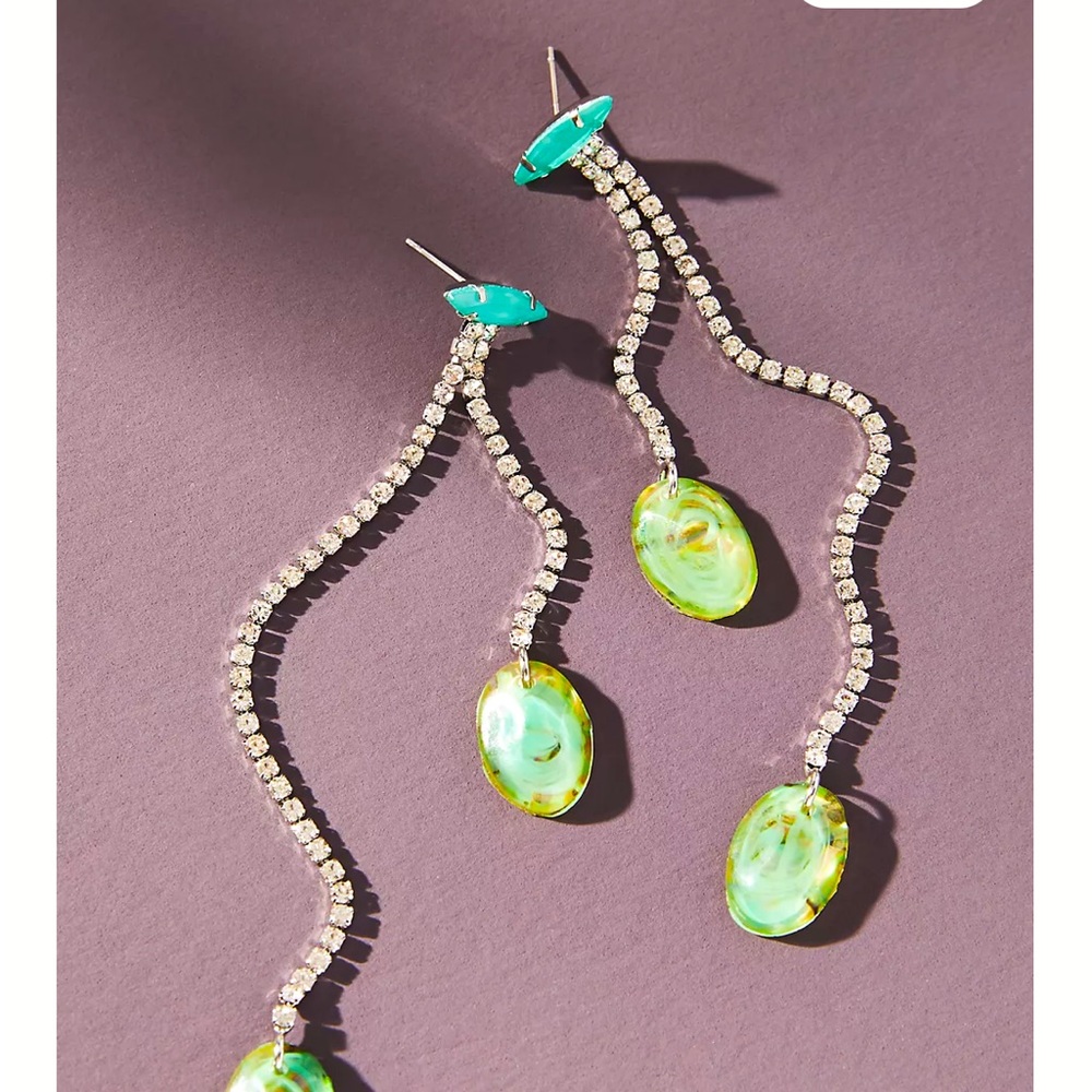 NWT moody mystic linear drop earrings